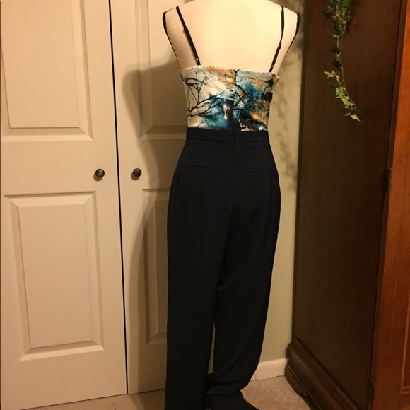 Jumpsuit size small - Picture 3 of 6